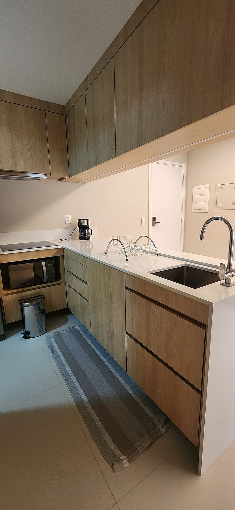 Apartamento 02 Dormitórios Novo e Completo - Georgina, Sidne